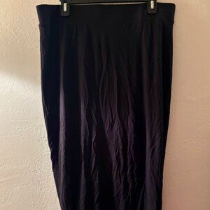 Good American Black Stretchy Midi Skirt